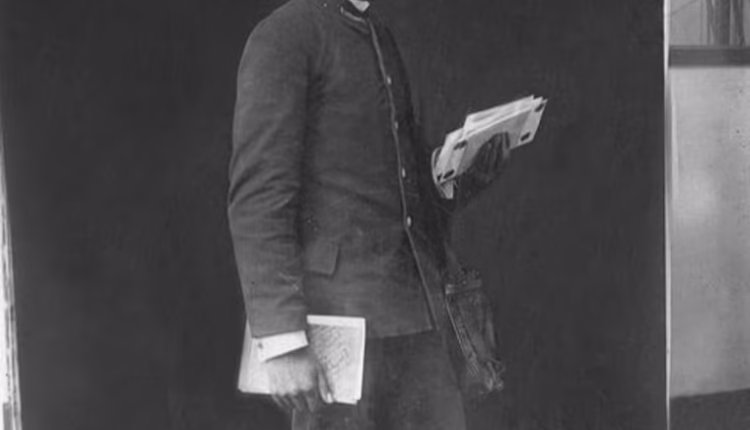 La historia del hombre que recorrió Buenos Aires puerta por puerta para llevar cartas a quienes esperaban noticias