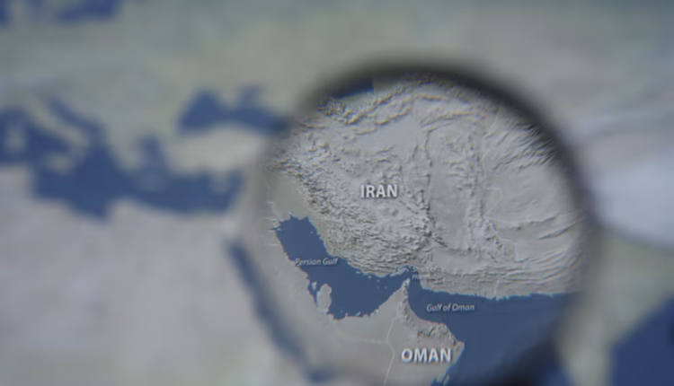 La Guardia Revolucionaria de Irán amenazó con la creación de una nueva zona de exclusión marítima cerca del estrecho de Ormuz