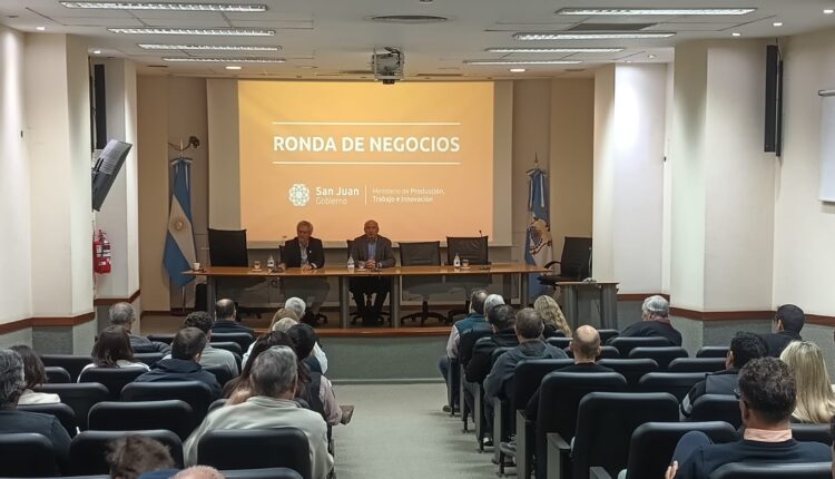 Más de 40 productores locales se sumaron a una ronda informativa de negocios con La Anónima