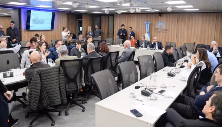Diputados comenzó el debate por los proyectos de morosidad con acusaciones de dilación al oficialismo