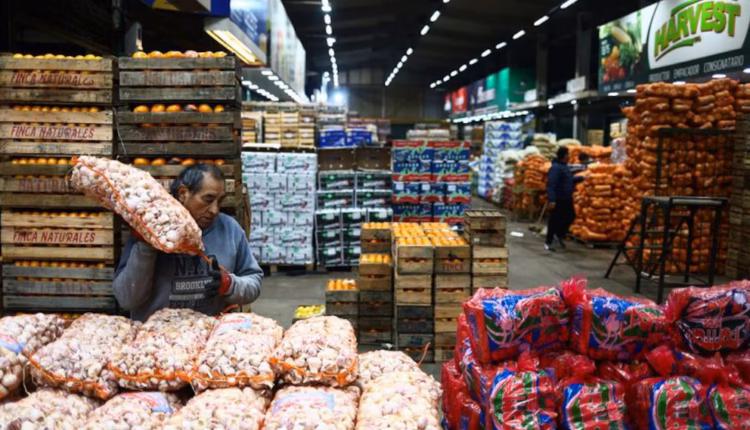 La inflación mayorista se aceleró a 2,1% en agosto y acumuló 29,8% en los últimos doce meses