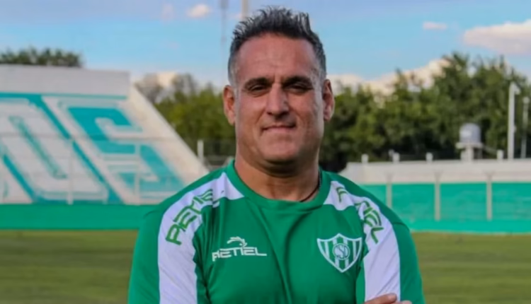 Escándalo en el Regional Amateur: Desamparados prometió sanciones a su DT tras la piña al PF de Unión
