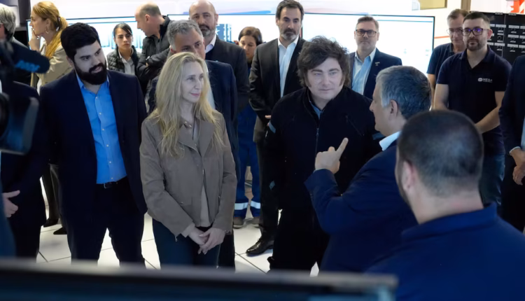 Javier Milei visitó Bahía Blanca para mostrar las inversiones del RIGI y se activa un operativo por su reelección