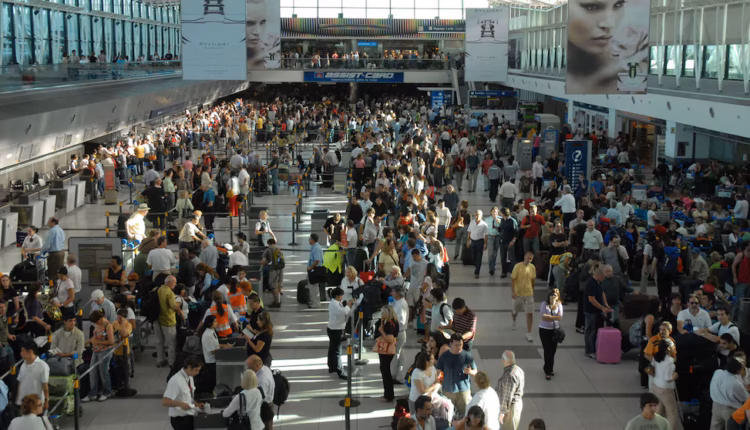 La balanza del turismo tendrá un déficit cercano a USD 6.000 millones en 2026