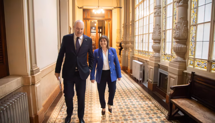 Senado: aliados dudan sobre la Ley Hojarasca y el PJ se prepara para recibir a Bausili por la reforma del Banco Central