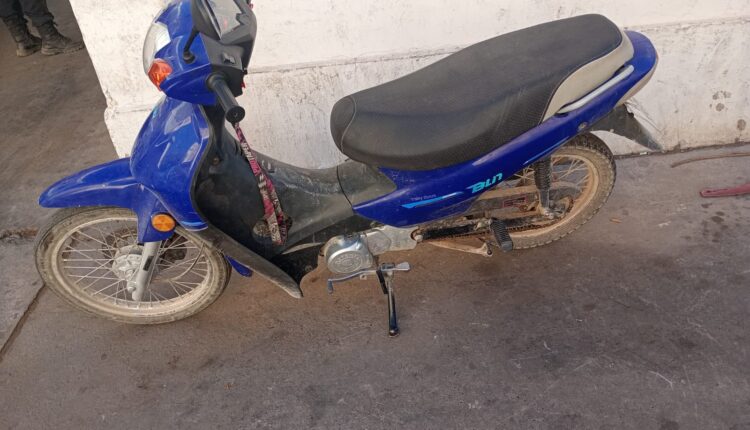 Atrapó a un delincuente en Santa Lucía tras sorprenderlo intentando robar su moto y un aire acondicionado