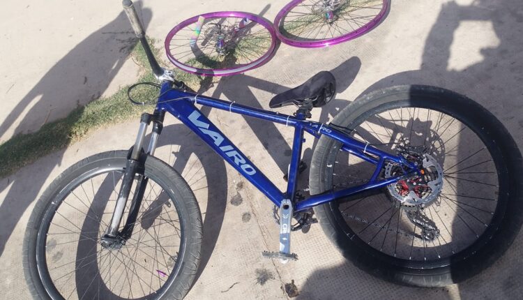 Atrapan a dos menores que circulaban con las partes de una bicicleta robada a un niño de 11 años en Santa Lucía