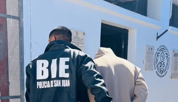 Cae conocido delincuente en Caucete tras una persecución policial