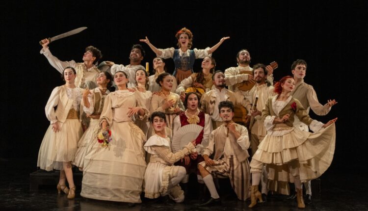 El Teatro del Bicentenario recibe a estudiantes de toda la provincia con “Moliendo a Molière”