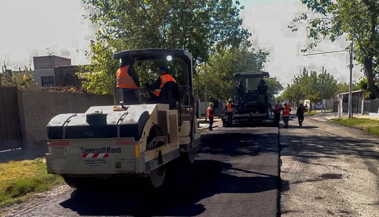 Avanza el plan de asfalto en Caucete: Vialidad Provincial inició obras en calle Laprida