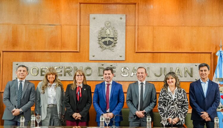 Alianza estratégica: el Gobierno y la UCCuyo potenciarán la salud bucodental con la llegada de la carrera de Odontología