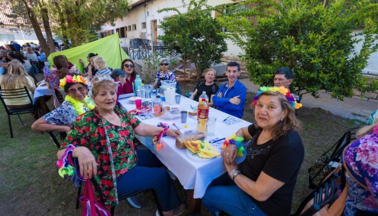 Festejos a pleno en la Residencia Eva Duarte: celebraron el Día del Jubilado y la Primavera con más de 300 invitados