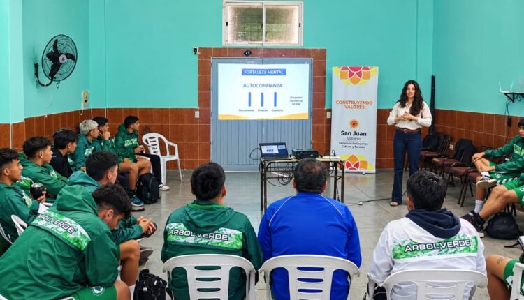 Construyendo Valores fortaleció el entrenamiento mental en Árbol Verde