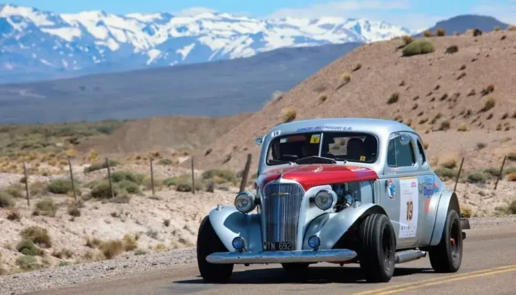 El Gran Premio Argentino Histórico llega a San Juan con más de 100 autos