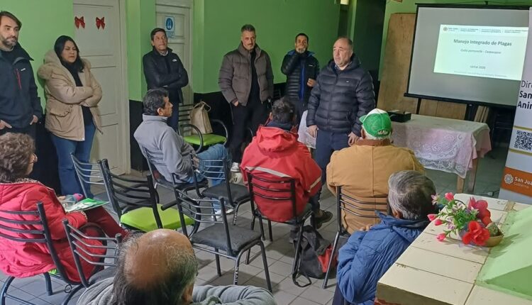 Presentan un nuevo programa productivo y sanitario para potenciar el cultivo de membrillo en Jáchal