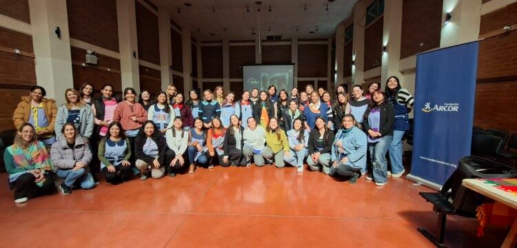 Impulsan la lectura en la primera infancia: capacitan a casi 60 educadoras de Centros de Desarrollo Infantil sanjuaninos