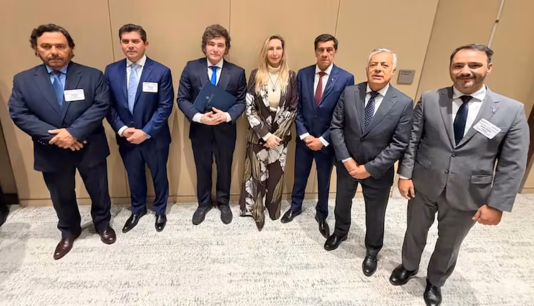 Orrego a París: el gobernador sanjuanino se suma a la comitiva de Milei para buscar inversiones