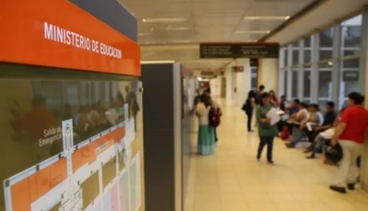 Juicio por millonario desvío en Educación: fijarán fecha para juzgar a una exempleada estatal