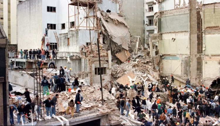 AMIA: la Justicia reconstruyó los movimientos de los acusados antes del atentado y reveló nuevos detalles de la operación