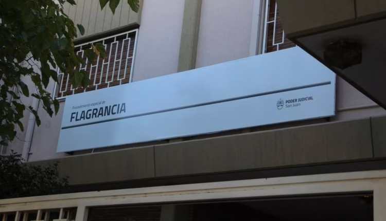 Le reclamó por “llegar tarde”: un hombre golpeó a un trabajador municipal en Capital y accedió a una probation