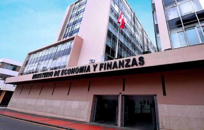 Hackearon la cuenta del Ministerio de Economía de Perú y la usaron para promocionar una criptomoneda