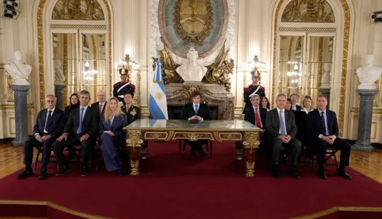 Uno por uno, los anuncios que hizo Javier Milei en cadena nacional por Malvinas