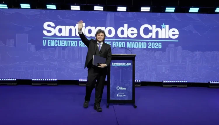 Milei tuvo fuertes declaraciones en Chile contra Allende, criticó a Pedro Sánchez y a Macri
