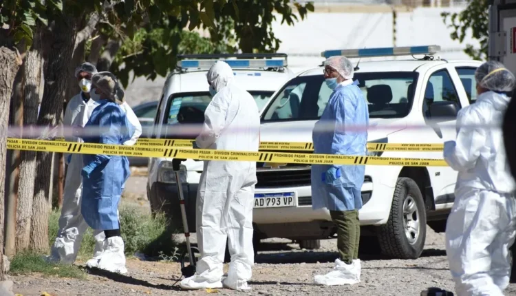 Hallaron sin vida a un hombre dentro de un vehículo en Albardón