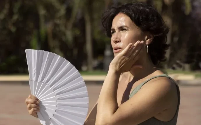 El abanico volvió a ponerse de moda en España tras la sofocante ola de calor