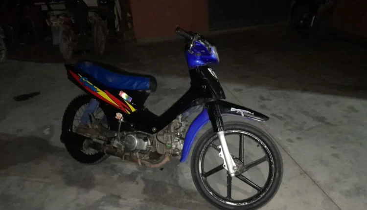 Sarmiento: La Policía secuestró una moto robada en 2017 que circulaba sin patente