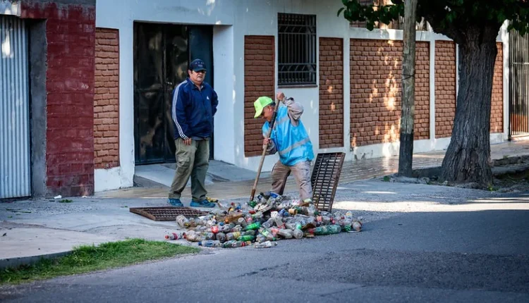 Operativo pluvial en la Ciudad: apuntan a resolver 20 sectores críticos y realizan pruebas con camiones regadores