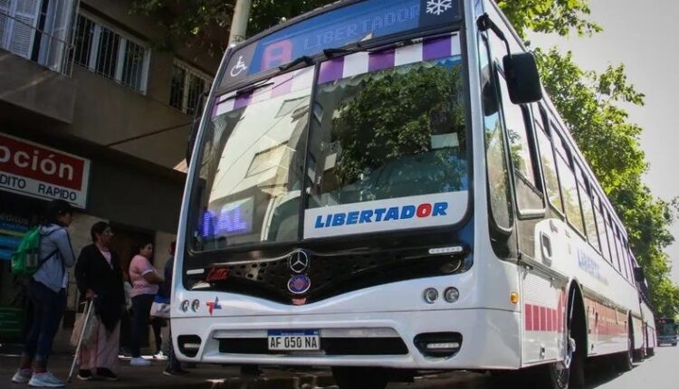 Conflicto de transporte resuelto: tras una negociación en la Subsecretaría de Trabajo, se normaliza el servicio de colectivos en la provincia