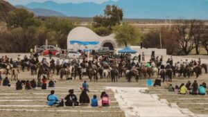 Jáchal palpita sus raíces: más de 200 gauchos ensayaron para el tradicional “Fogón de los Arrieros” rumbo a la Fiesta de la Tradición