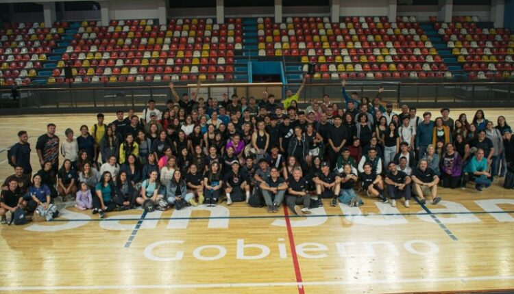 Capacitan en RCP y primeros auxilios a 900 voluntarios de cara al Ironman en San Juan