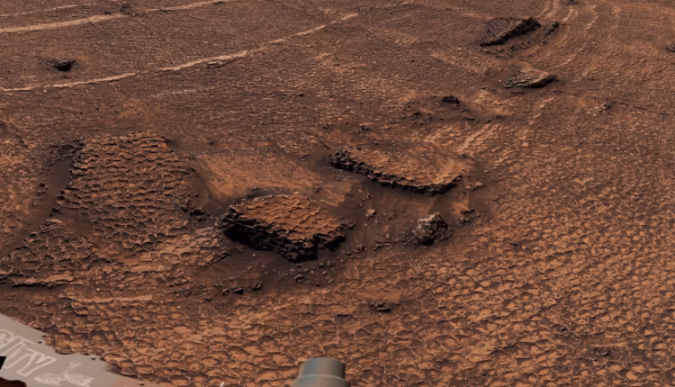 Japón lanza una misión espacial para traer muestras de una de las lunas de Marte