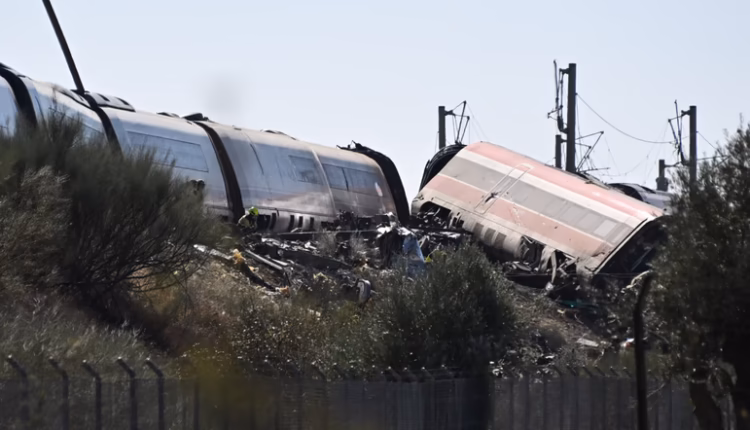 Tragedia en España: ya son al menos 68 los muertos tras el choque de trenes de alta velocidad