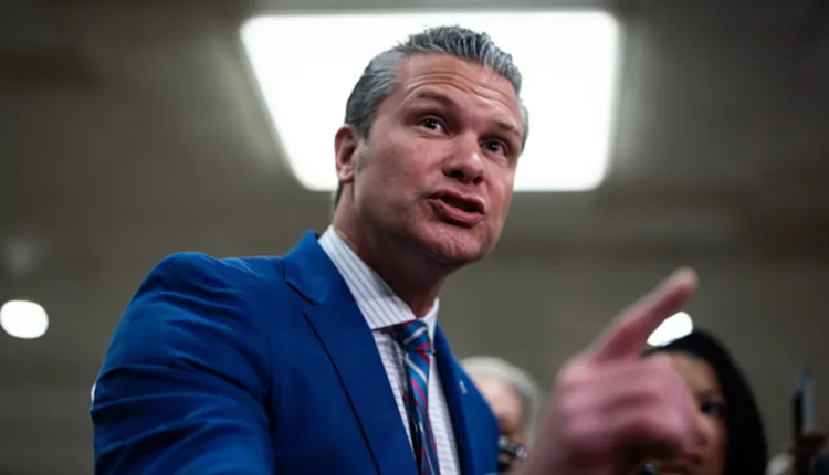 Hegseth prohíbe al personal del Departamento de Defensa utilizar información no pública para apostar en operaciones militares