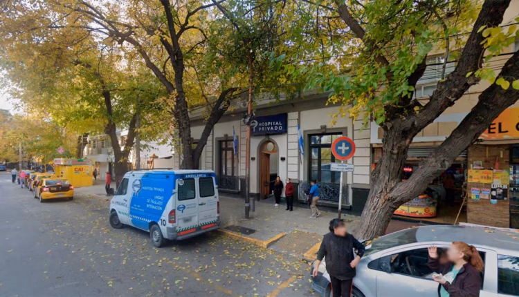 Brote de meningitis en Mendoza: investigan dos fallecimientos más en el Hospital Privado