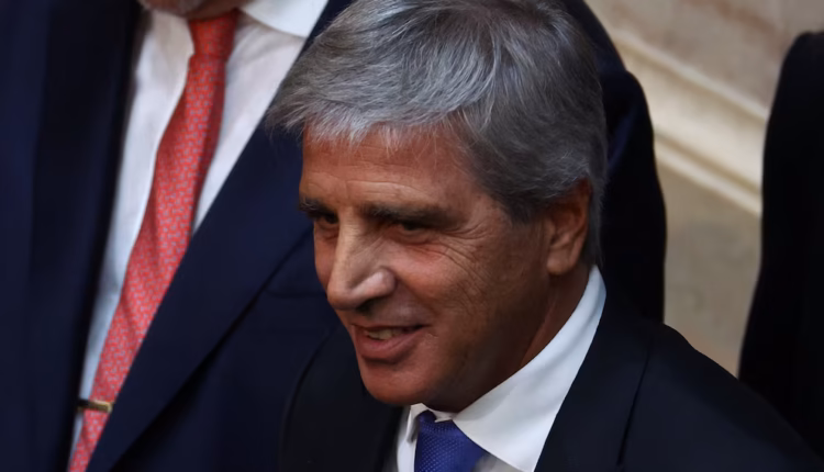 Caputo llega este martes a Bangkok para avanzar en la revisión del programa con el FMI: los USD 869 millones en juego