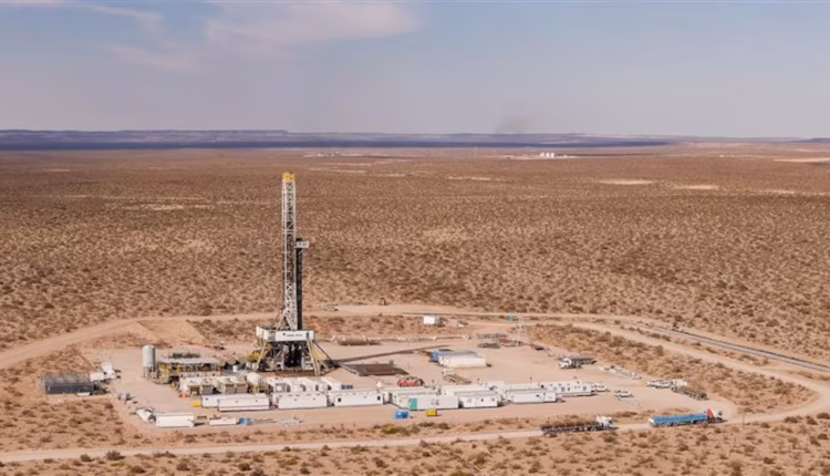 Anuncio en Argentina Week París: el Gobierno le aprobó un RIGI por USD 12.400 millones a una petrolera argentina