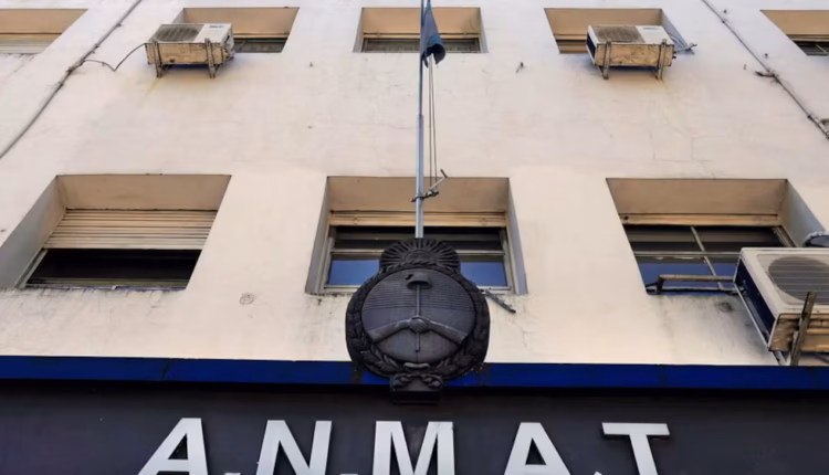 La Anmat prohibió la venta de una serie de suplementos óseos y musculares