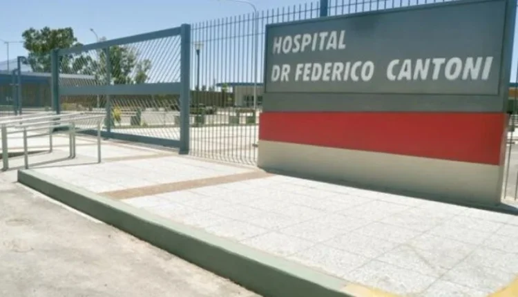 Salud busca con urgencia a familiares de un hombre internado en el Hospital Federico Cantoni