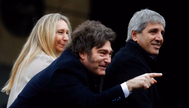 El Gobierno se prepara para un cierre de año intenso y busca ordenar a su tropa