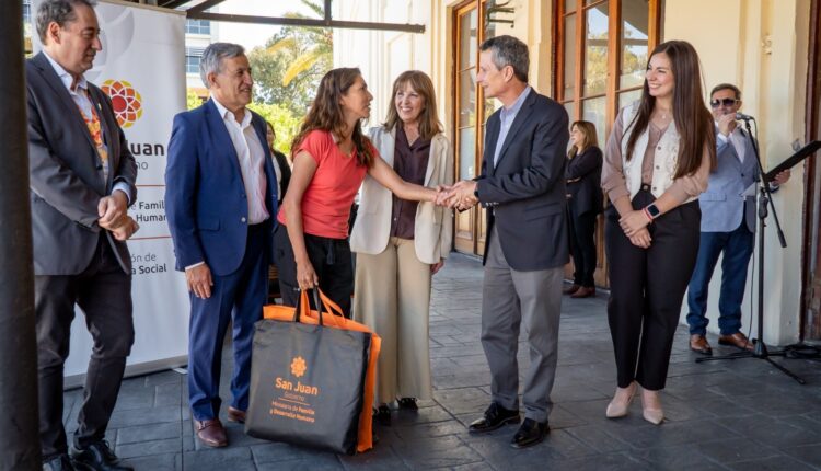 Emprendedores sociales textiles y gastronómicos recibieron herramientas para hacer crecer sus iniciativas