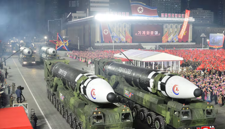 Máxima tensión: Corea del Norte lanzó misiles balísticos sobre el mar del Japón