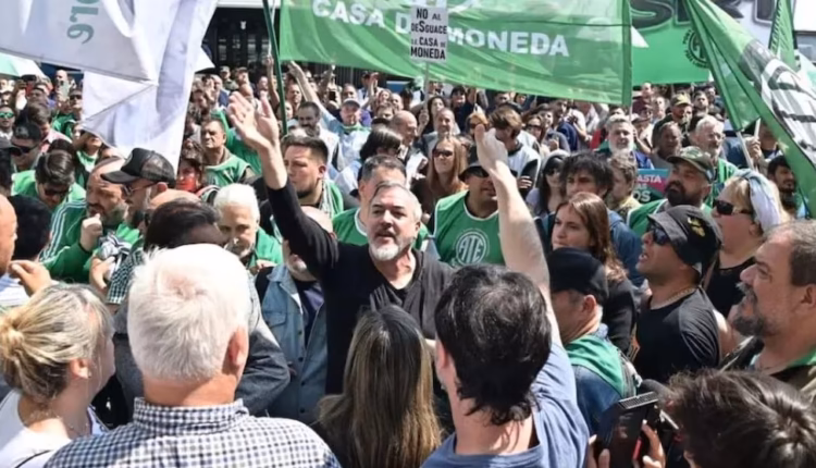 El Gobierno descontará el día laboral a los estatales que adhieran al paro nacional de ATE