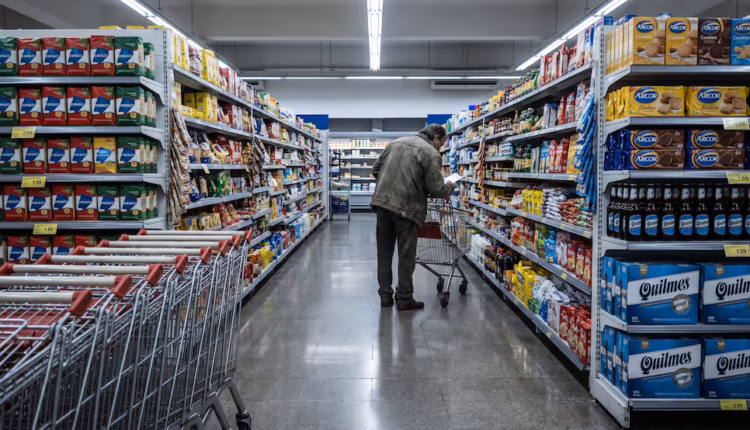 A cuánto habría llegado la inflación de septiembre con el nuevo índice de precios que el Gobierno postergó