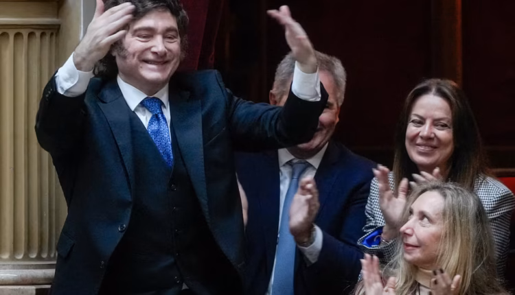 Con poco margen, el Gobierno busca acelerar acuerdos para evitar las sesiones extraordinarias: dudas en el Senado