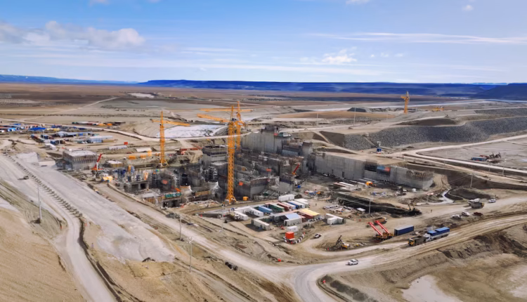 Milei contratará una empresa para controlar las obras de las represas de Santa Cruz