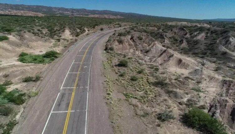 Con el foco en la seguridad vial y el desarrollo minero, avanzan con la licitación para renovar 28 kilómetros de la Ruta 40 en Jáchal